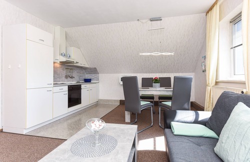 Esens Apartment | Ferienwohnung Sonne - Ferienwohnung Sonne und Ferienhaus Meer