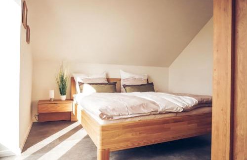 Schwanewede Apartment | Ferienwohnung Sonnenuntergangsidyll Harriersand