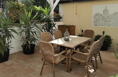 Burg Stargard Apartment | Ferienwohnung Stargard