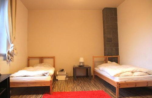Meerane Apartment | Ferienwohnung Steile Wand