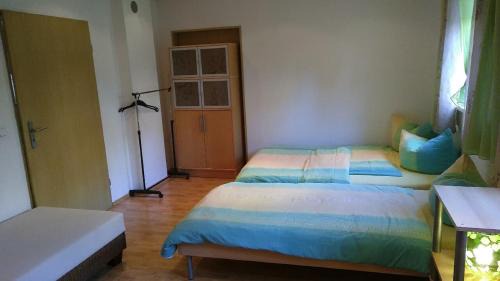 Waldershof Apartment | Ferienwohnung Steinwald Ausläufer mit Blick auf Kösseine