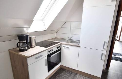 Troisdorf Apartment | Ferienwohnung T18, 1 Schlafzimmer, Max. 4 Personen