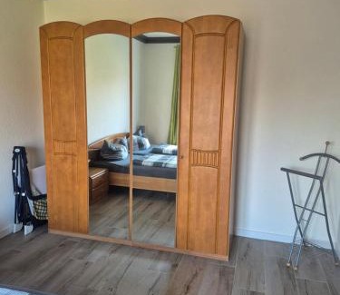 Friesoythe Apartment | Ferienwohnung Uhlenbusch Paradise