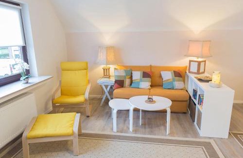 Varel Apartment | Ferienwohnung Unter den Eichen, FeWo Vermittlung Nordsee