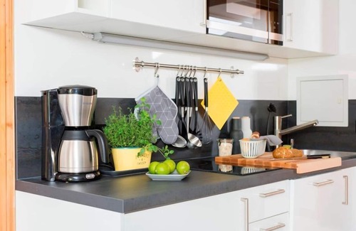Blindau Apartment | Ferienwohnung Waldidyll, 32 qm mit Balkon und Blick Über den Bergwald