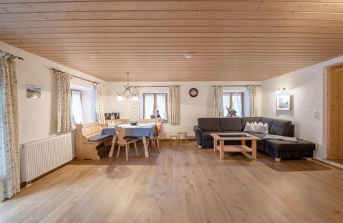 Obergrainau Apartment | Ferienwohnung Waxenstein