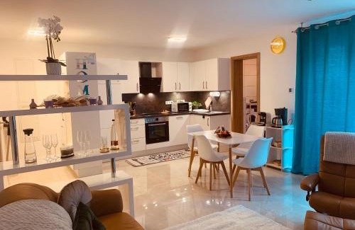 Grossheppach Apartment | Ferienwohnung-Weinstadt UG