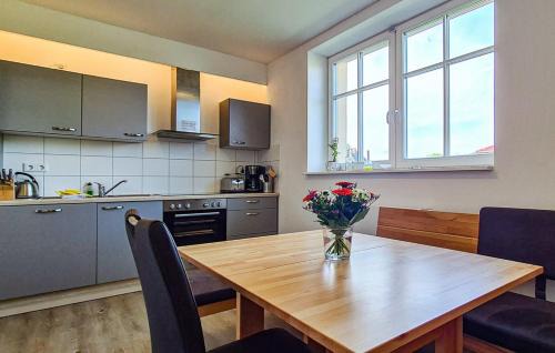 Mecklenburgische Kleinseenplatte House | Ferienwohnung Wesenberg in Zirtow