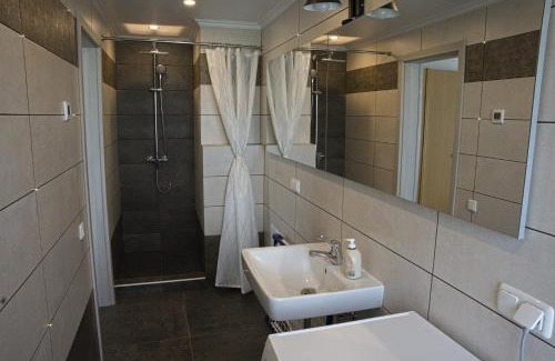 Heidelberg Apartment | Ferienwohnung Wiesenblick in Seiffen