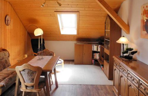 Riedenburg Apartment | Ferienwohnung Wiese