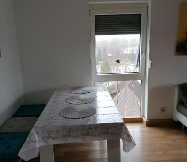 Roedental Apartment | Ferienwohnung Yara Rödental