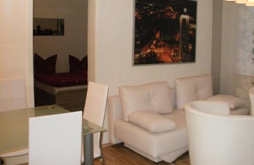 Zwenkau Apartment | Ferienwohnung Zierold