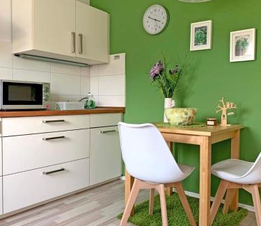 Rheindahlen-Land Apartment | Ferienwohnung Zimmergrün am Nordpark