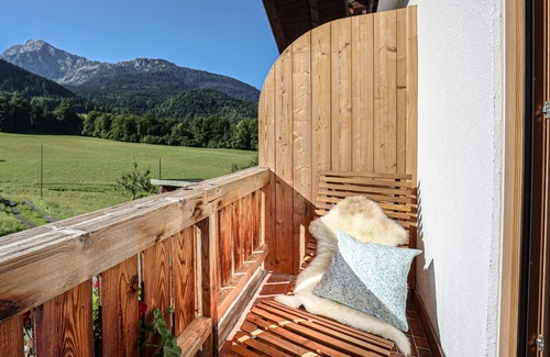 Oberau Apartment | Ferienwohnung Zinken mit Balkon, 2 Personen, 60 qm
