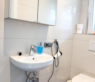 Gelmeroda Apartment | Ferienwohnung zum Nussbaum