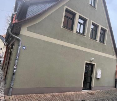 Jena-Zentrum Apartment | Ferienwohnung Zwätzi