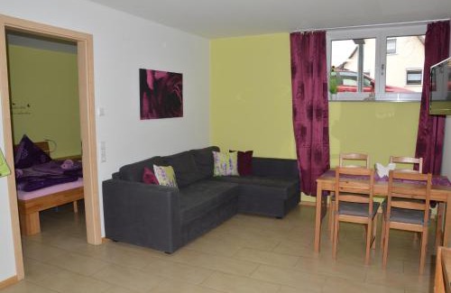 Rheinhausen Apartment | Ferienwohnungen Am Brunnen - Nähe Europapark, W-LAN, Klimaanlage