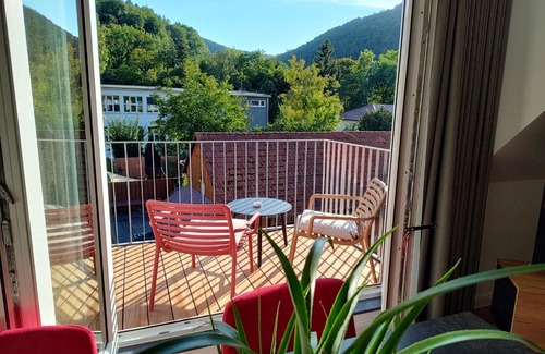Bad Urach Apartment | Ferienwohnungen am Wasserfall