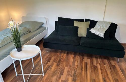 Naila Apartment | Ferienwohnungen Bahnhof Marxgrün