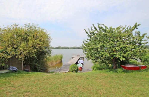 Mecklenburgische Kleinseenplatte Apartment | Ferienwohnungen direkt am Woblitzs