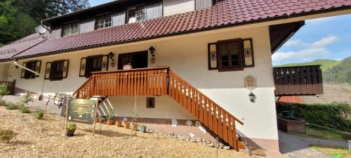 Oppenau Apartment | Ferienwohnungen Höflehof