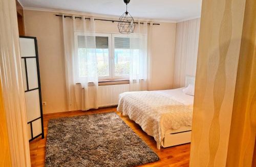 Falkenberg Apartment | Ferienwohnungen Lindenhof