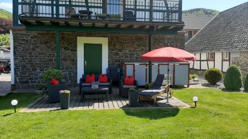 Einruhr Apartment | Ferienwohnungen Rurseeblick