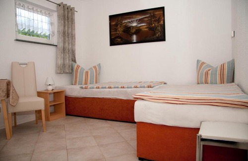 Burghausen-Rueckmarsdorf Apartment | Ferienwohnungen Zeise
