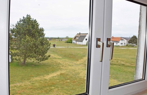 Hiddensee Apartment | Ferienzimmer Sandorn - Vacation on Hiddensee in beautiful Neuendorf