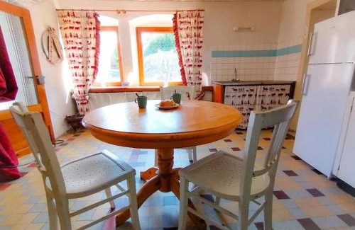 Haut-du-Them-Chateau-Lambert House | Ferme de ma Grand-Mère