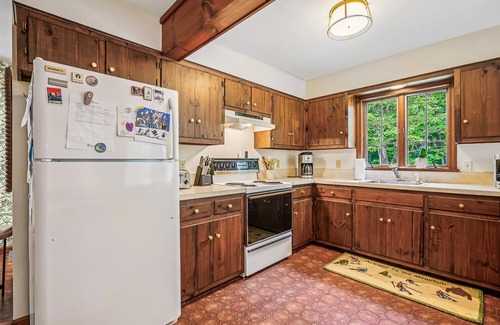 Killington House | Fern and Fox Chalet newly renovated secluded and private perfect family vacation home