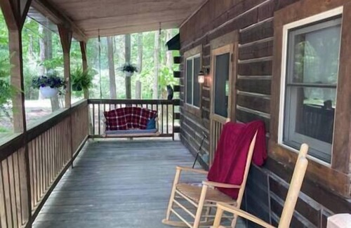 Birdseye House | Fern Crest your cabin in the woods
