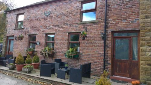 Buxton House | Fern Farm Cottages