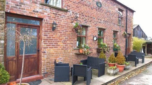 Buxton House | Fern Farm Cottages