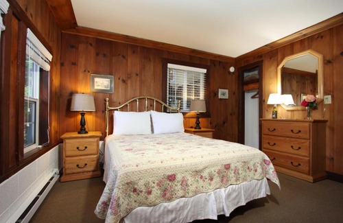 Guerneville Bed & Breakfast | Fern Grove Cottages