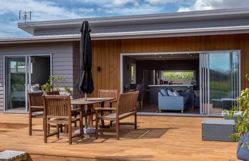 Martinborough House | Fern Haven