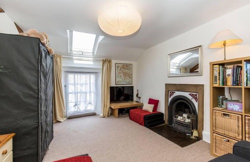 Grassington House | Fern Hse Grassington; central yet quiet & parking