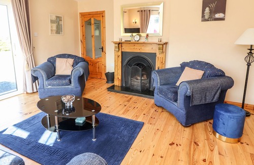 Kilgobnet Cottage | FERN VIEW HOUSE, family friendly in Beaufort, County Kerry