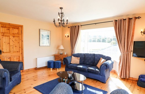 Kilgobnet Cottage | FERN VIEW HOUSE, family friendly in Beaufort, County Kerry