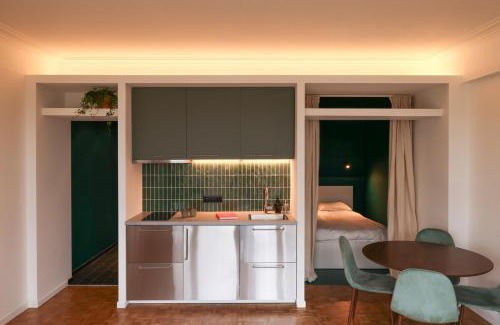 Ixelles Apartment | Fernand Cocq Elegant Residence