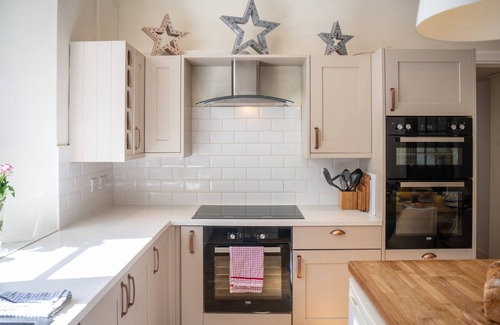 Aberfeldy Cottage | FERNBANK HOUSE, pet friendly, luxury holiday cottage in Aberfeldy