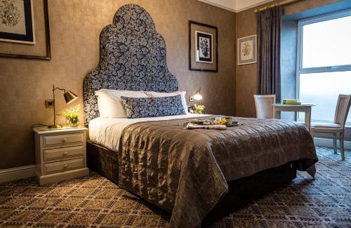 Clonakilty Hotel | Fernhill House Hotel & Gardens