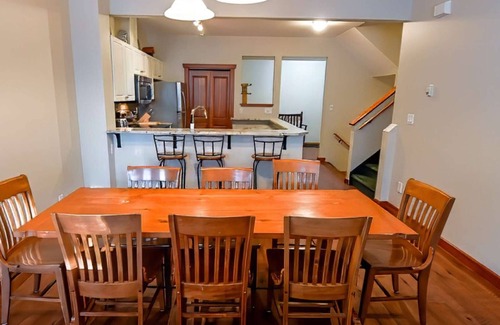 East Kootenay House | Fernie - Polar Peak Chalet #11