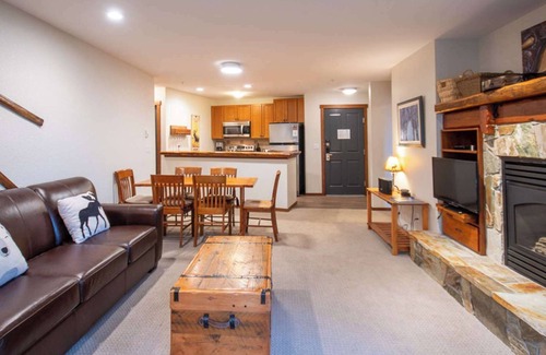 East Kootenay Condo | Fernie - Snow Creek Lodge #211