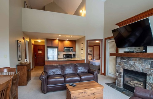 East Kootenay Condo | Fernie - Timberline Lodges Balsam #542