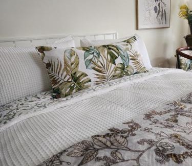 Horse Creek Hotel | Ferns Miners Rest