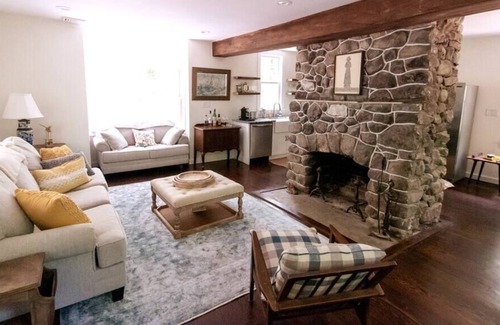 Skytop Cottage | Fernwood Cottage: Your Poconos Paradise at Skytop