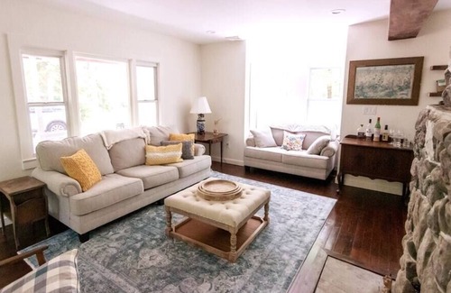 Skytop Cottage | Fernwood Cottage: Your Poconos Paradise at Skytop