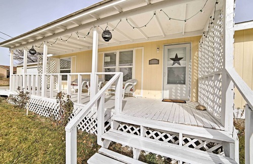 Ferron House | Ferron Home w/Porch & Mtn Views - Walk to Town
