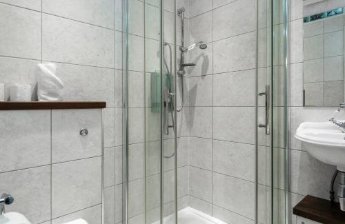 Portsmouth Apartment | Ferryman Apartments By Places To Be